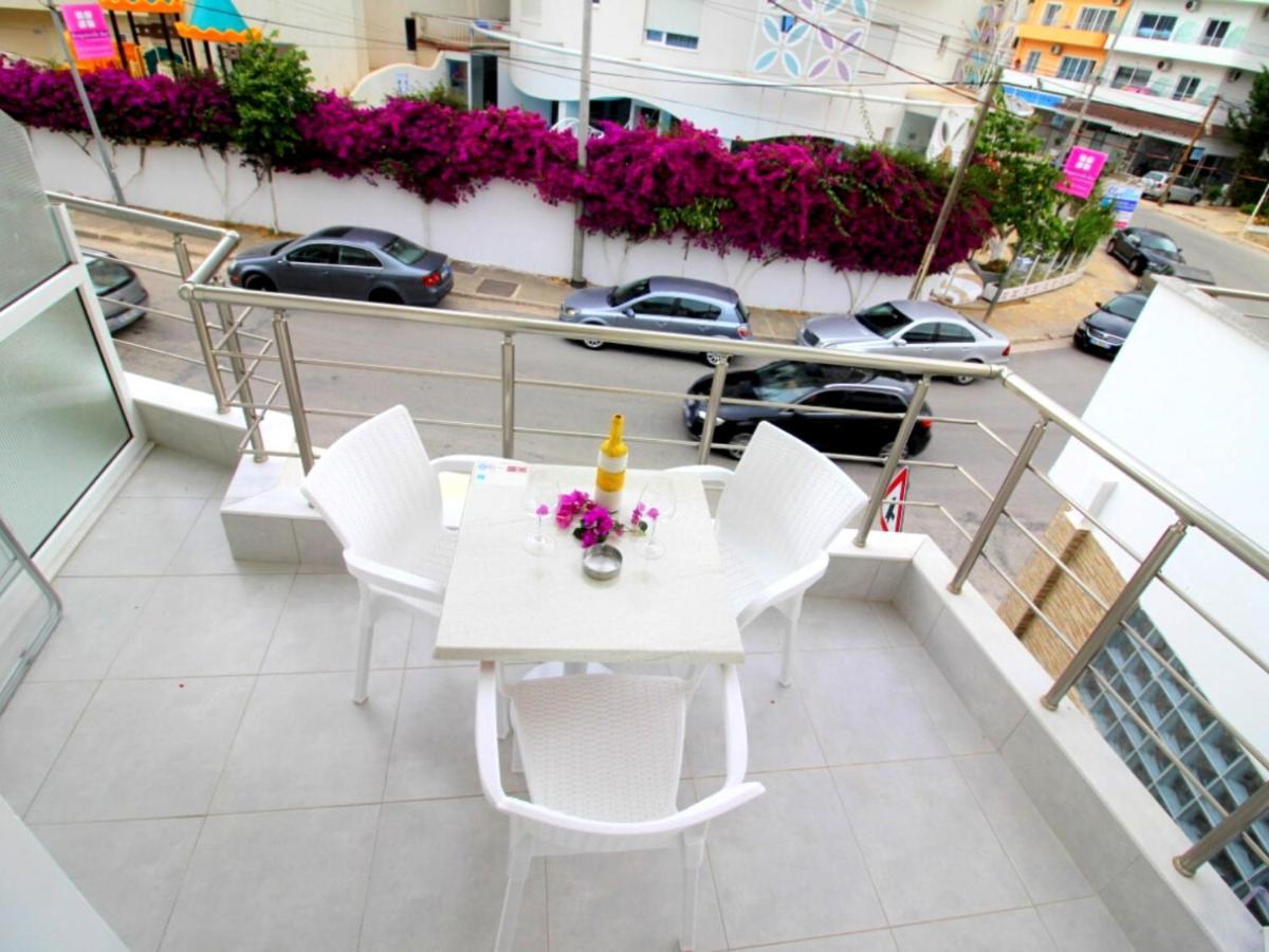 Gusto Di Casa Hotel Saranda Kültér fotó
