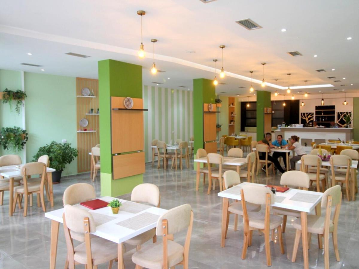 Gusto Di Casa Hotel Saranda Kültér fotó