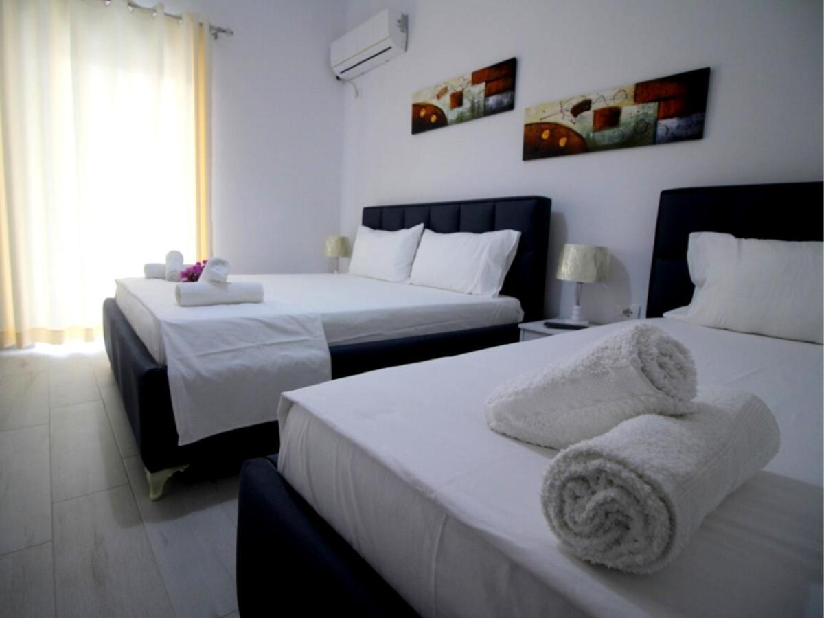 Gusto Di Casa Hotel Saranda Kültér fotó